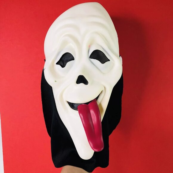 Scream Mask Tongue Out Ghost face Easter Unlimited Fun World Wassup Scary Movie - Picture 1 of 8